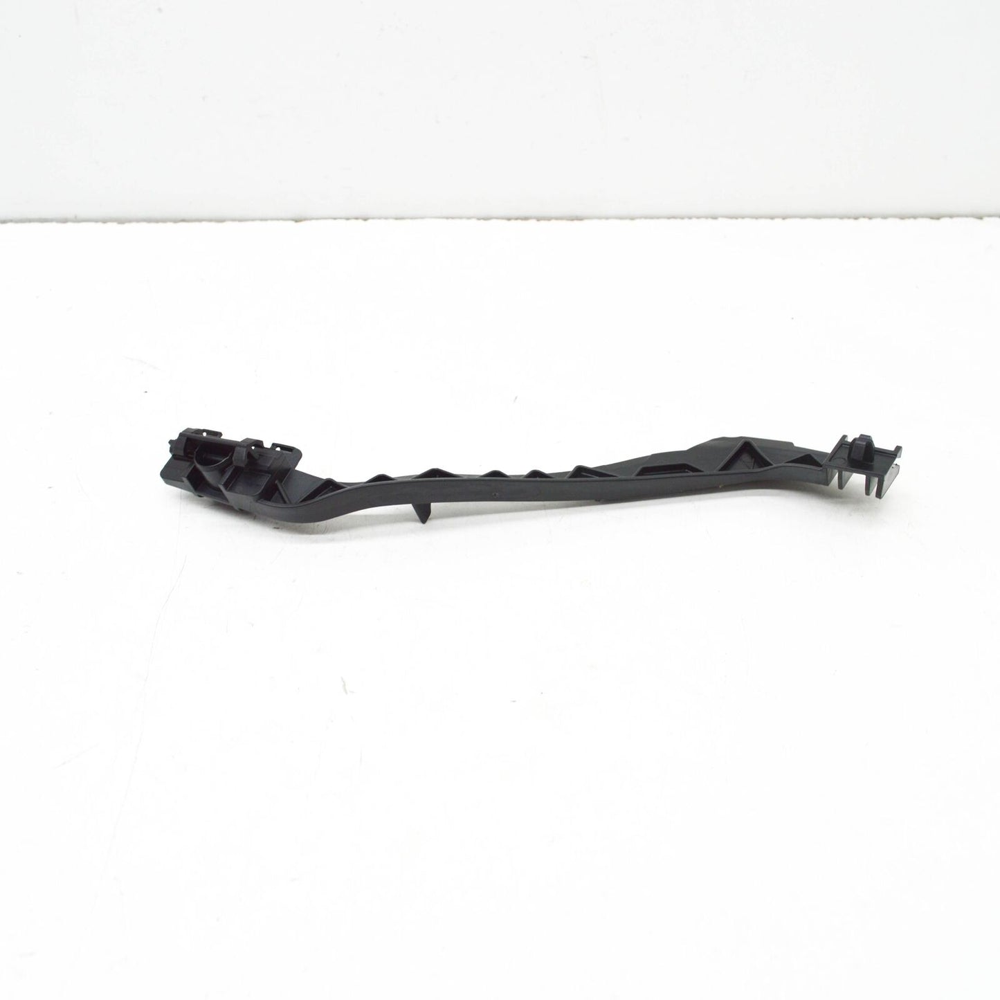 NEW MB C COUPE C205 RIGHT ROCKER MOLDING MOUNT BRACKET A2056983800 ORIGINAL