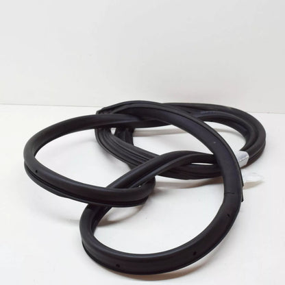 NEW MERCEDES-BENZ E-CLASS W211 FRONT LEFT DOOR SEAL A2117200178 ORIGINAL