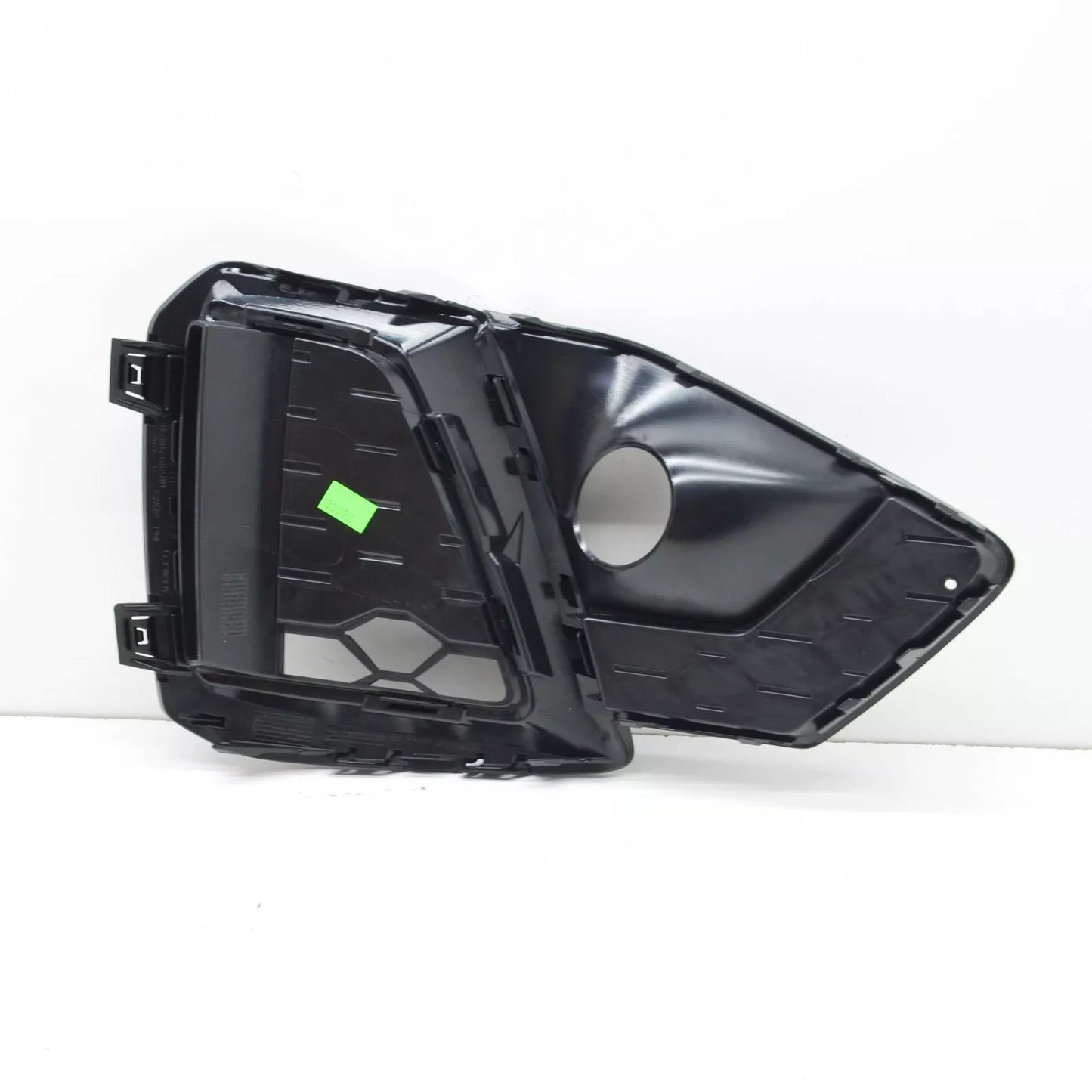 NEW AUDI A4 AVANT B9 FRONT RIGHT BUMPER GRILLE 8W0807682AMT94