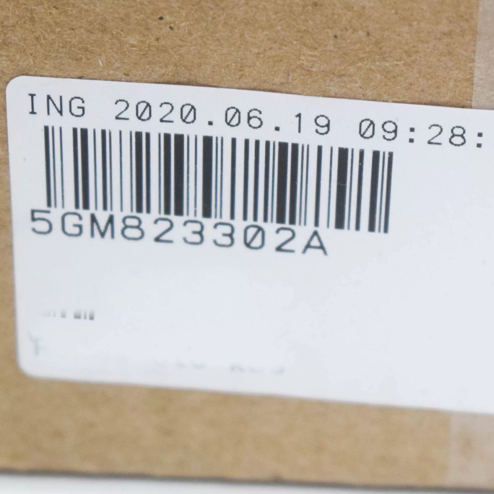 NEW VOLKSWAGEN GOLF MK7 5G FRONT RIGHT BONNET HOOD HINGE 5GM823302A ORIGINAL