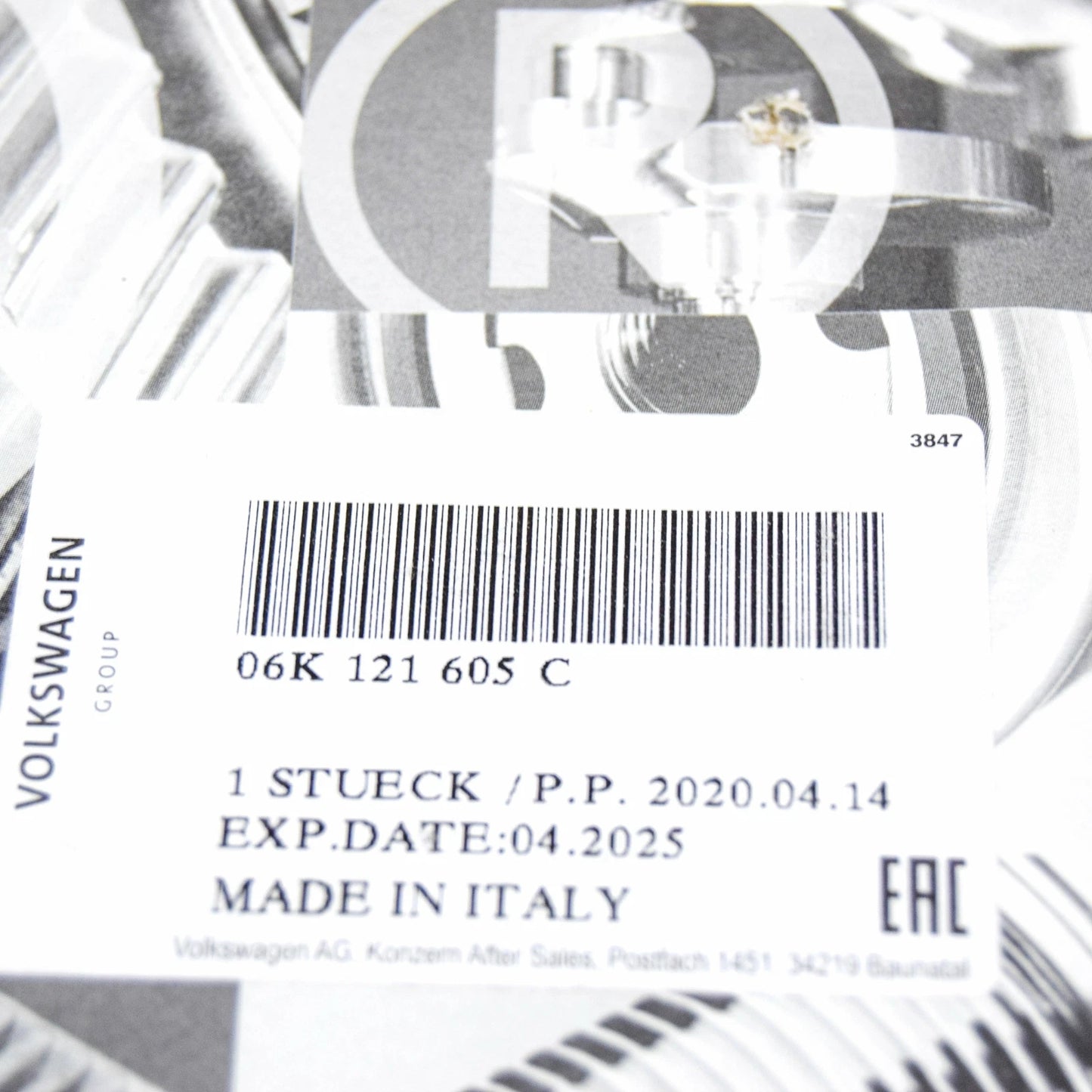 NEW VOLKSWAGEN ARTEON ENGINE WATER PUMP BELT 06K121605C ORIGINAL