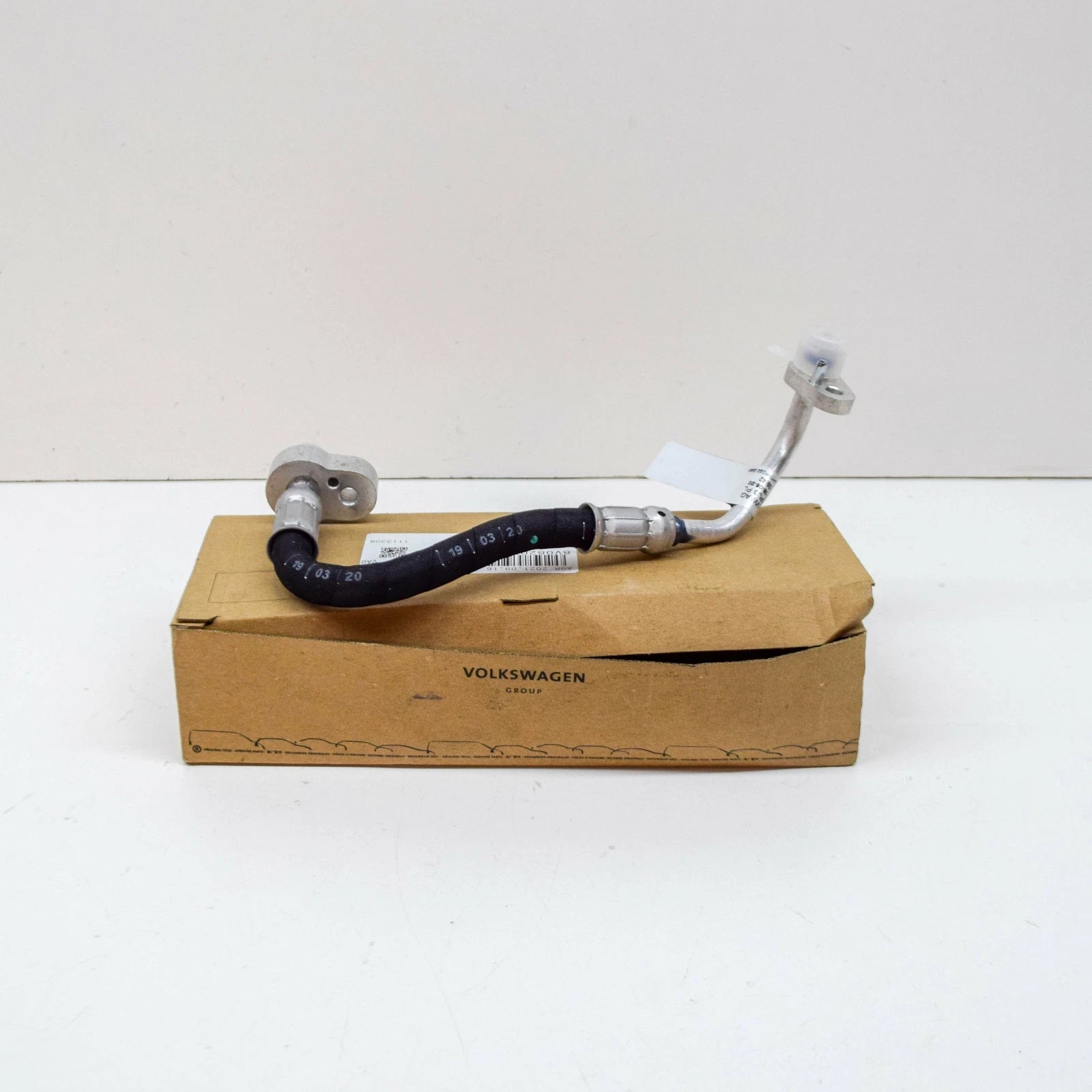 NEW AUDI TT RS FV 8S A/C CONDITIONING PIPE LINE 8V0820742