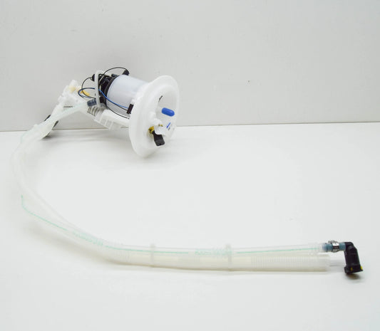 NEW MERCEDES-BENZ C W204 FUEL PUMP ASSEMBLY A2044704494 ORIGINAL