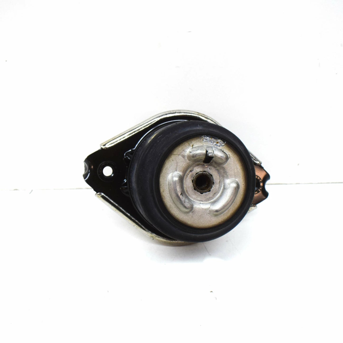 NEW MERCEDES-BENZ R W251 FRONT ENGINE SUPPORT A2512404017 ORIGINAL