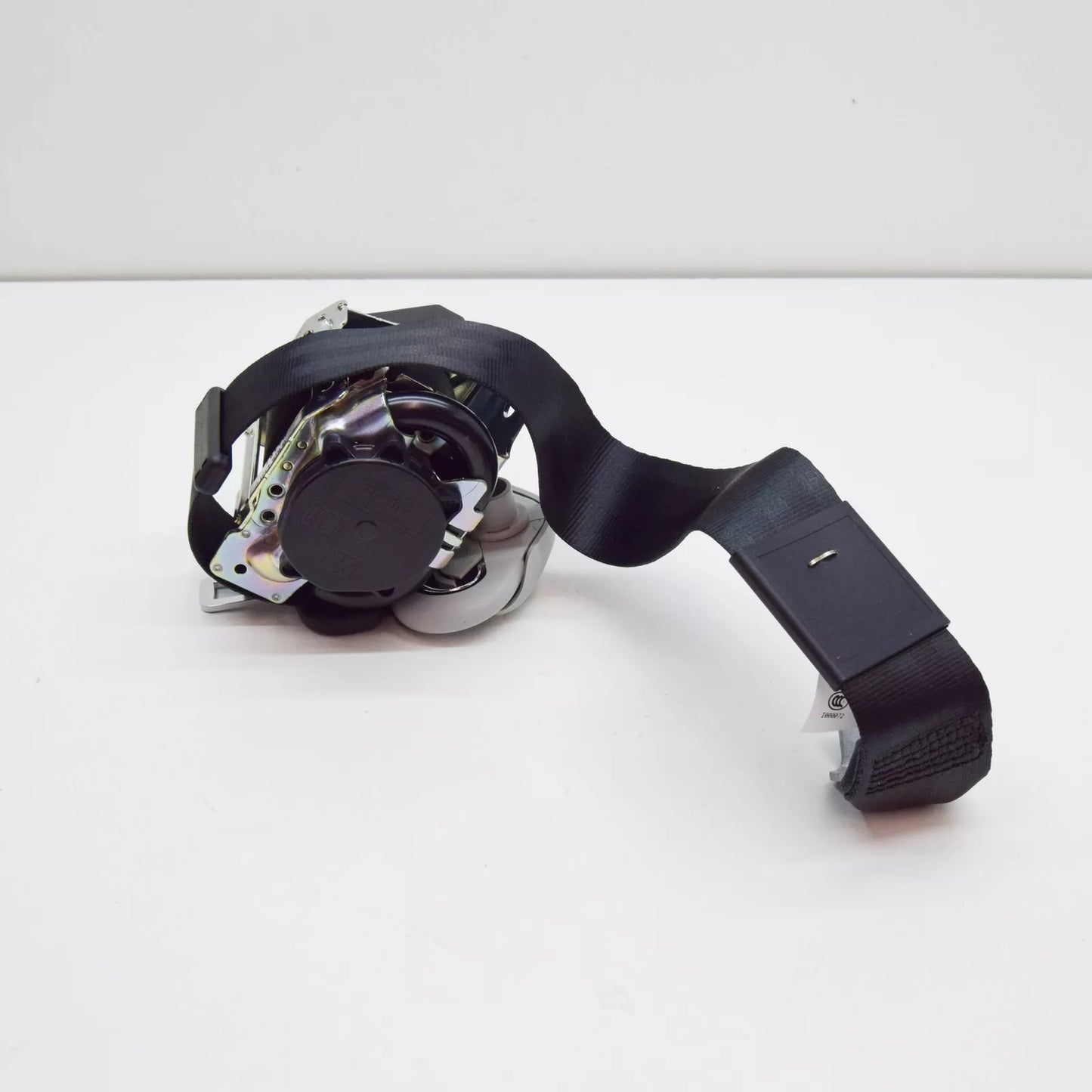 NEW VW CADDY IV SA MK6 RIGHT THREE-POINT SEAT SEATBELT 2K5857448ARYV ORIGINAL