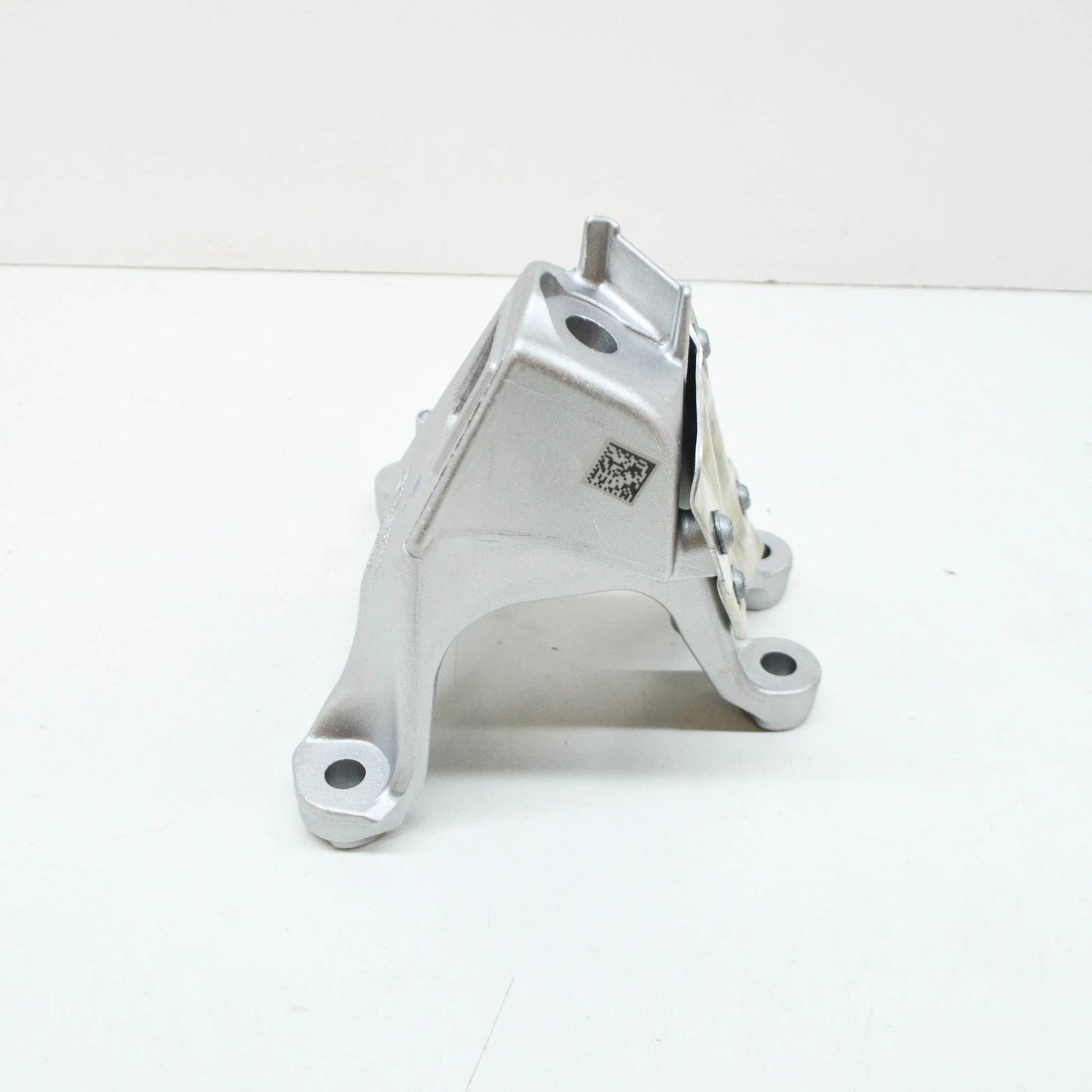 NEW BMW 3 G20 RIGHT ENGINE SUPPORT BRACKET 22116876206 6876206 ORIGINAL