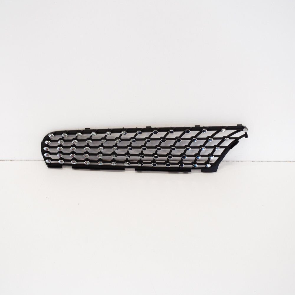 NEW MERCEDES-BENZ C-CLASS W205 FRONT RIGHT GRILLE A2058882060 ORIGINAL