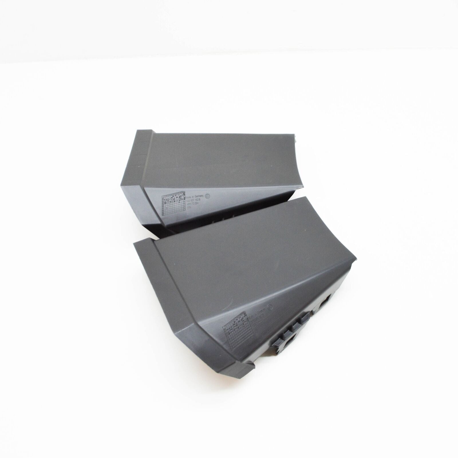 NEW VOLKSWAGEN GOLF 5G MK7 FRONT RIGHT BUMPER COVER TRIM 5G0807162B9B9 ORIGINAL