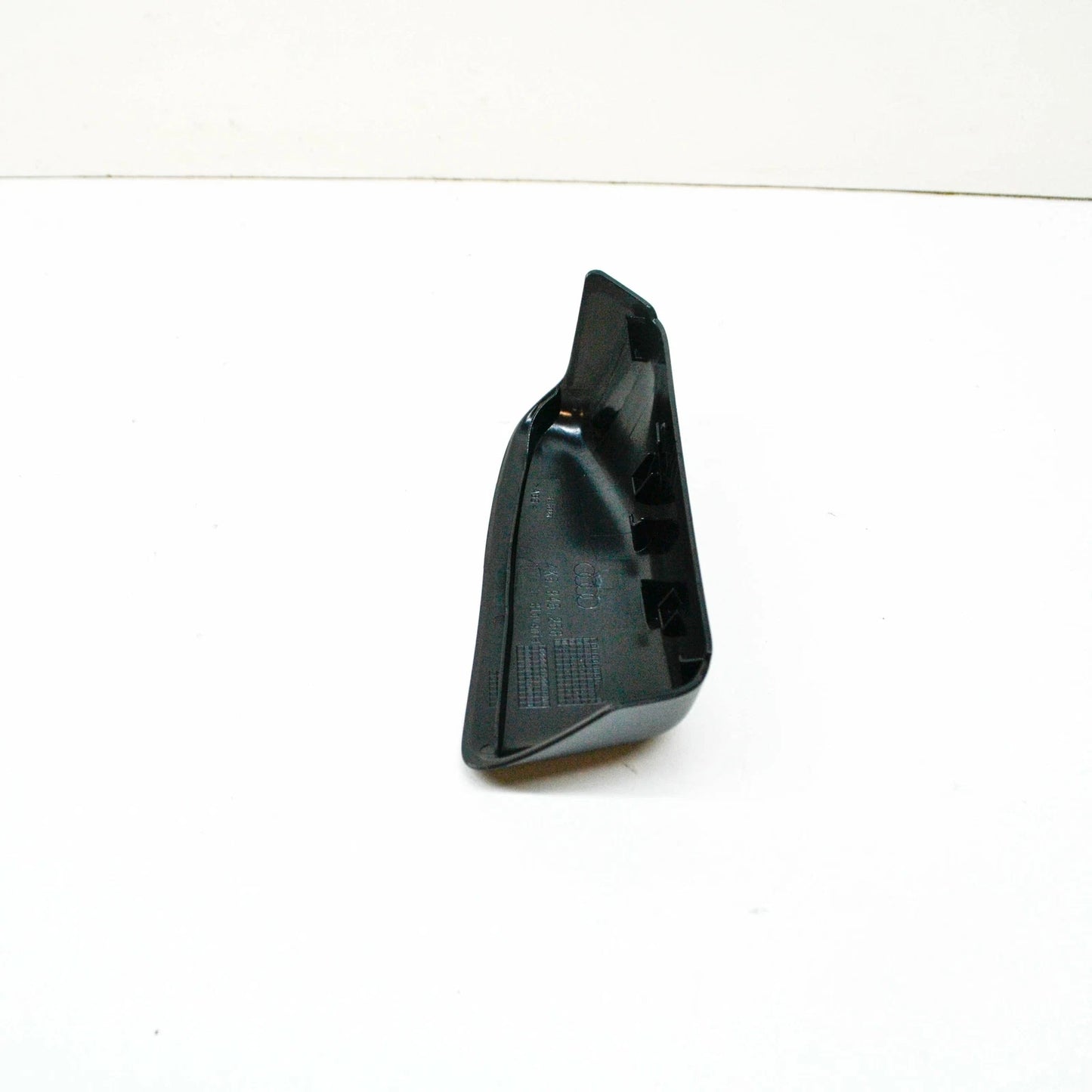 NEW AUDI A6 C8 REAR RIGHT TAILLIGHT INNER BEZEL TRIM 4K5945256 ORIGINAL