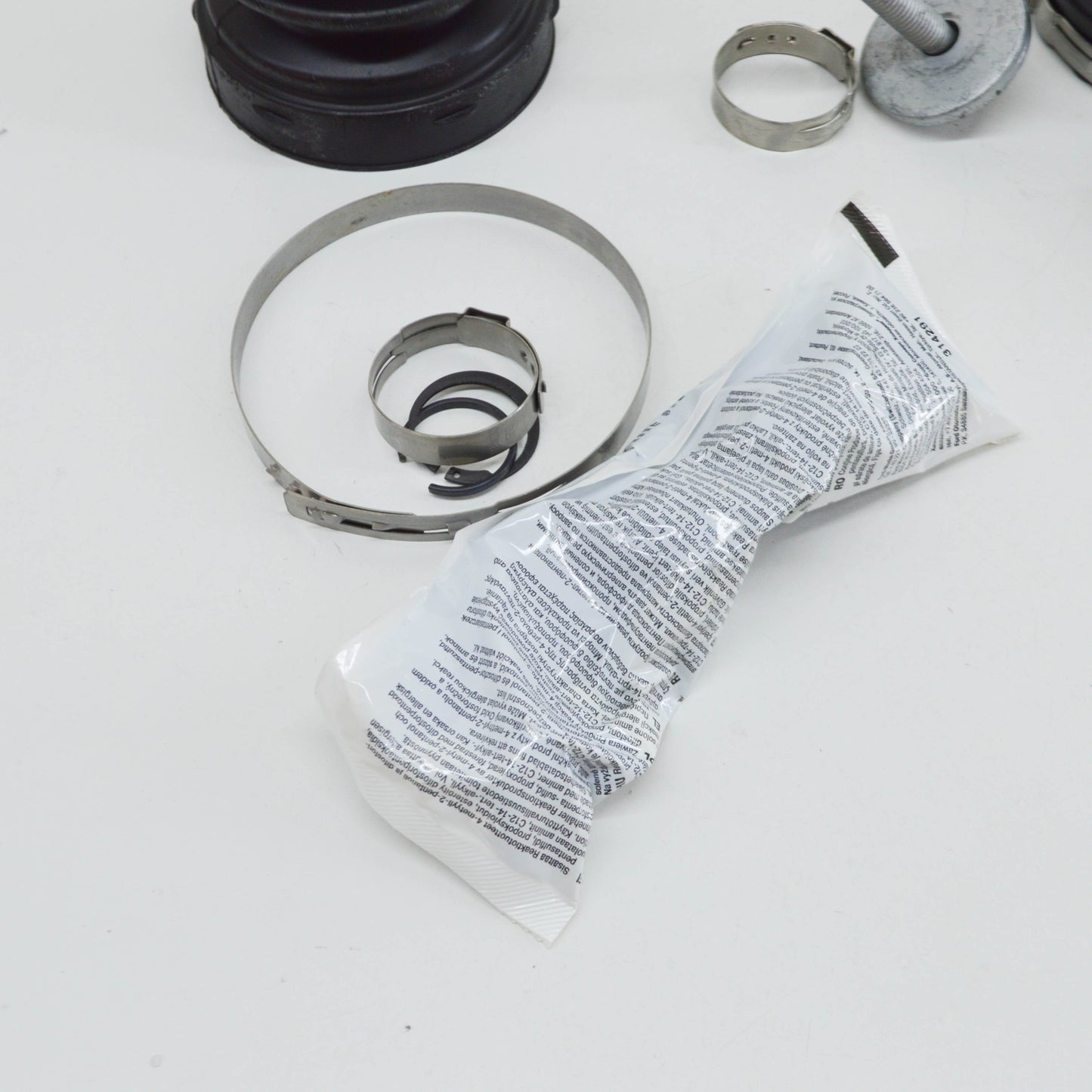 new ford focus c-max front inner and outer boot kit 1526756 original