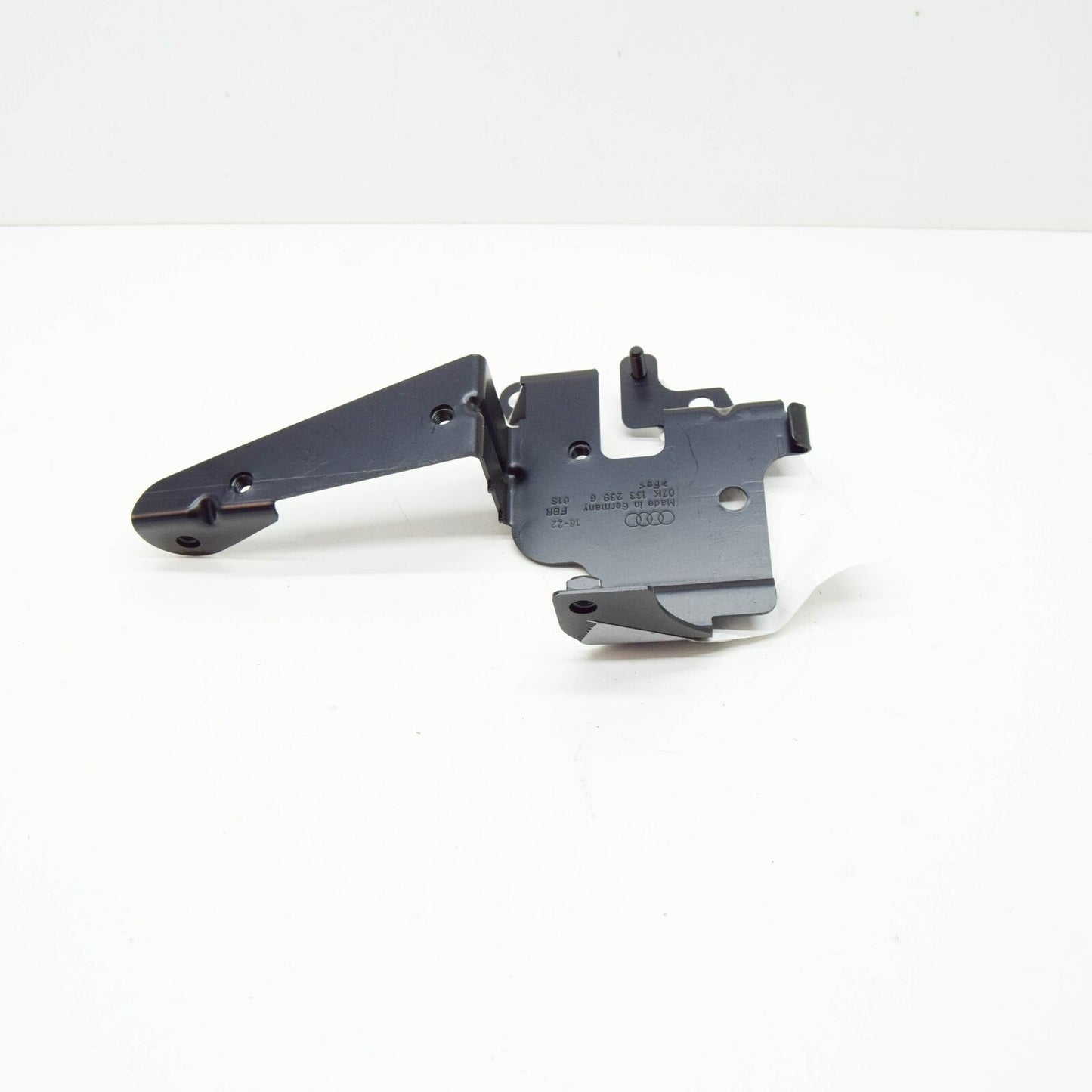 NEW AUDI RS3 ENGINE WATER VALVE RETAINING PLATE 07K133239G ORIGINAL