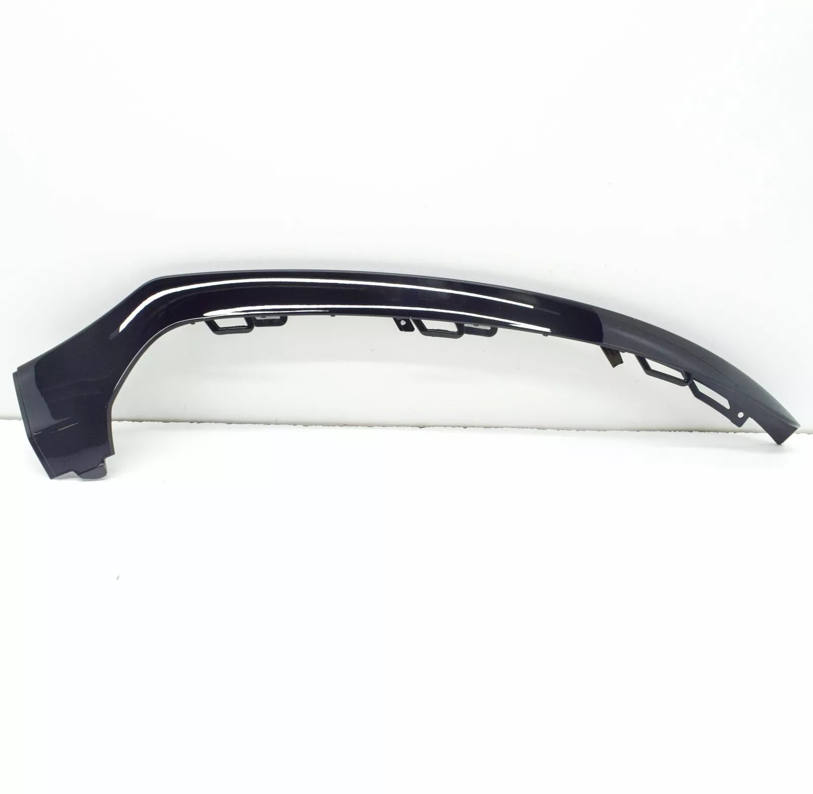 NEW MB C-CLASS W205 FRONT BUMPER RIGHT MOLDING TRIM A2058852600 2016