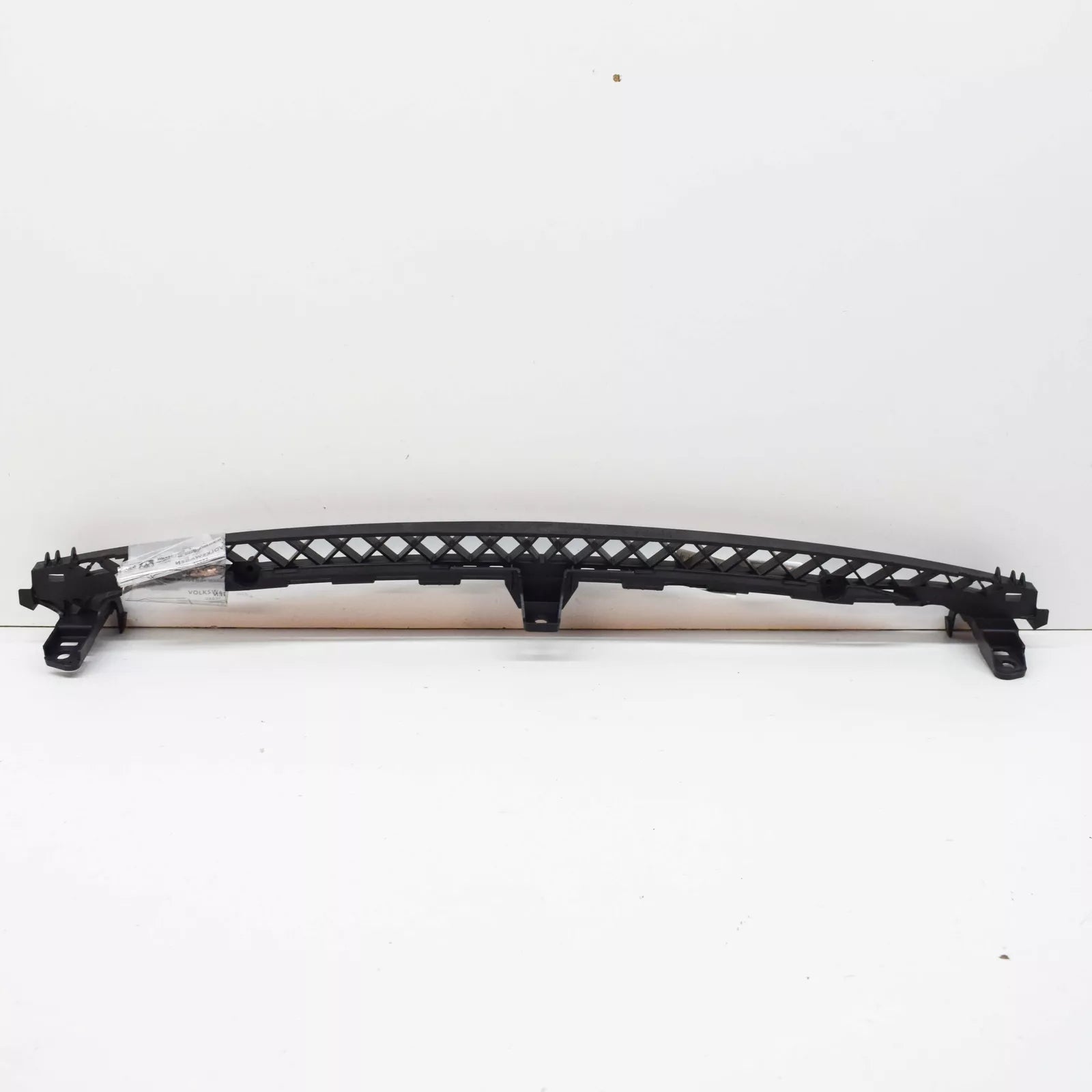 NEW VW PASSAT B8 FRONT RADIATOR CENTER UPPER BRACKET HOLDER 5GM805705A ORIGINAL