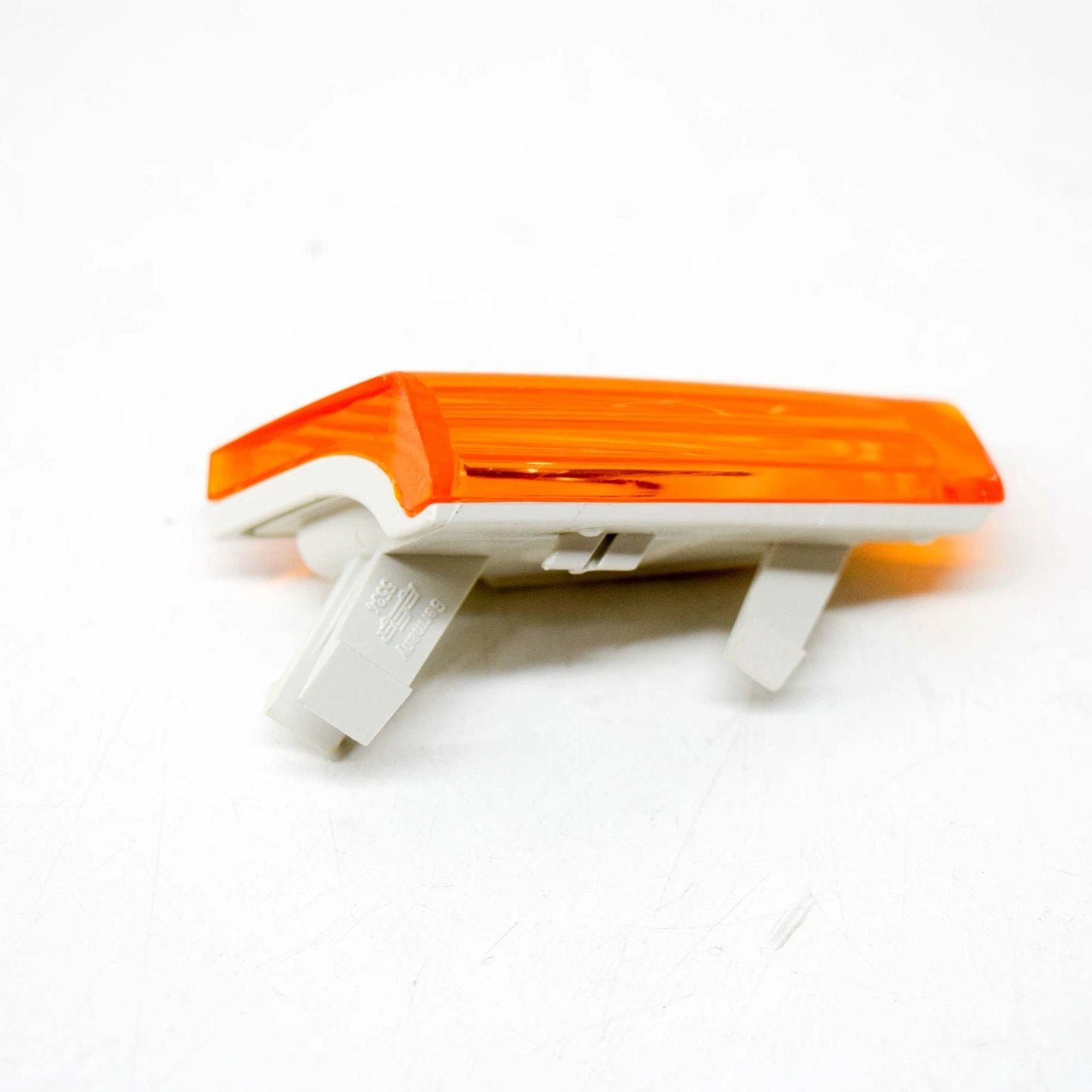 NEW VW PASSAT CC A6 FRONT RIGHT TURN INDICATOR REFLECTOR 3C8807718A