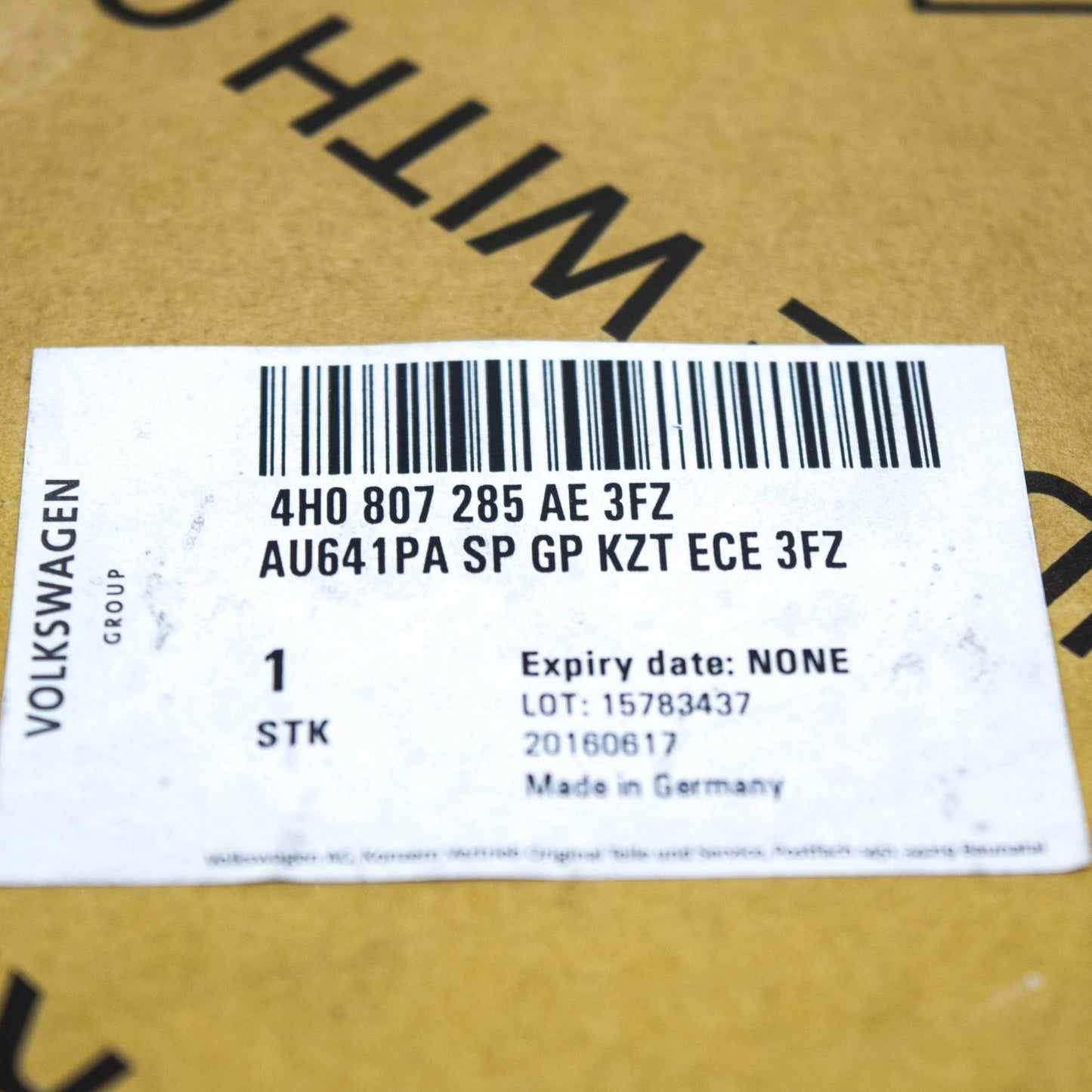 NEW AUDI A8 D4 LICENSE PLATE HOLDER 4H0807285AE3FZ 4H0807285AE 3FZ