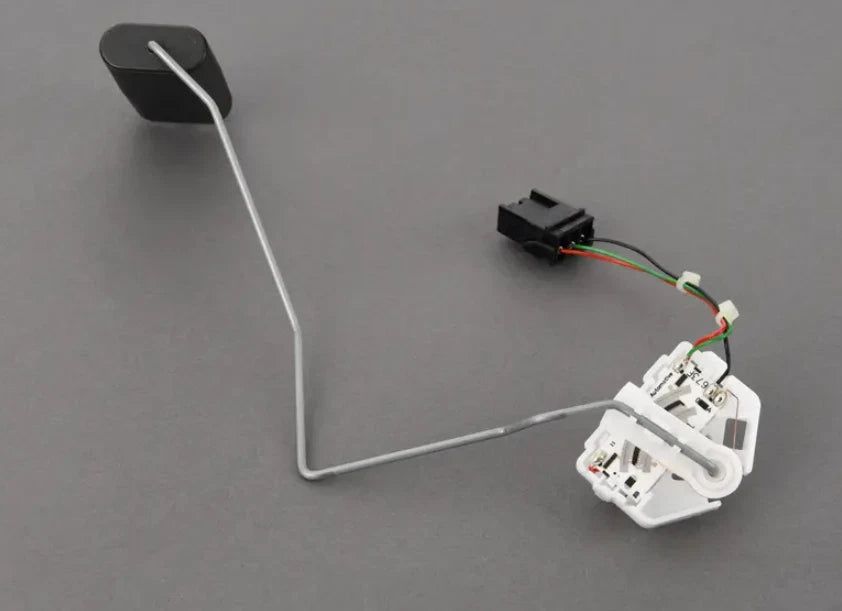 NEW AUDI Q3 8U LEFT FUEL GAUGE SENSOR 5N0919673S