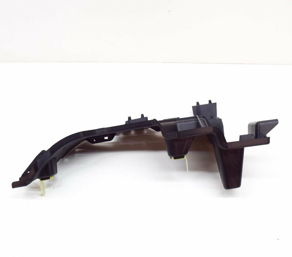 NEW MERCEDES-BENZ C W205 RIGHT EXHAUST TAILPIPE BRACKET A2058859104 ORIGINAL