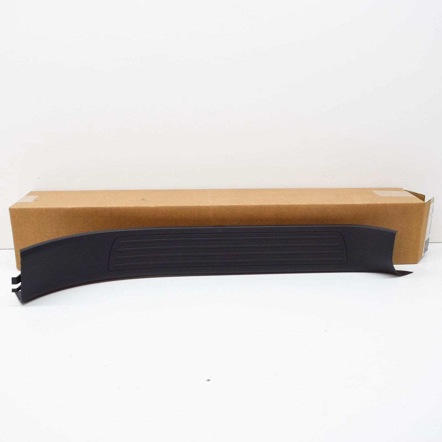 NEW MB GLS X166 REAR LEFT INNER SILL PLATE TRIM A16668003049051