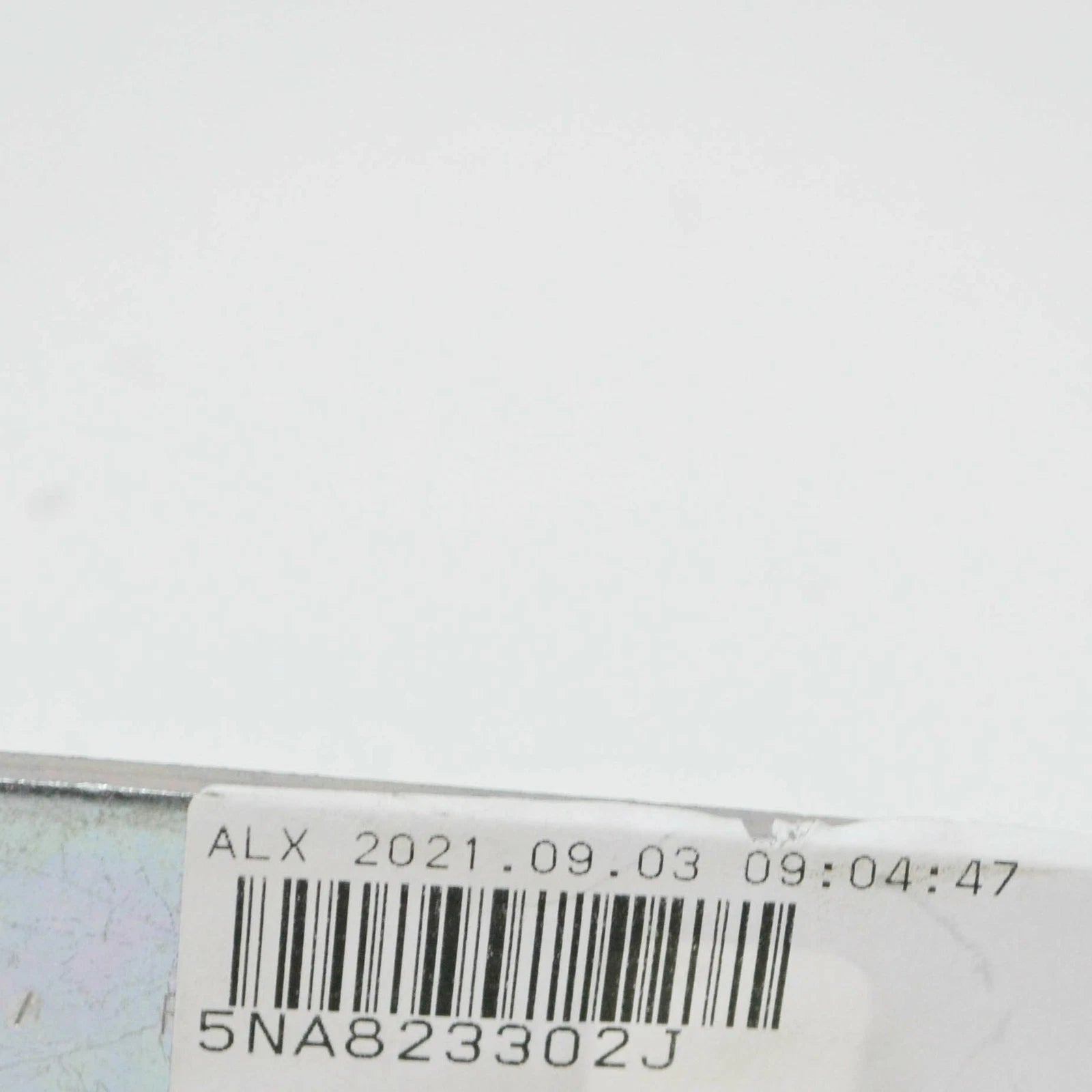 NEW VOLKSWAGEN TIGUAN AD FRONT RIGHT BONNET HOOD HINGE 5NA823302J ORIGINAL