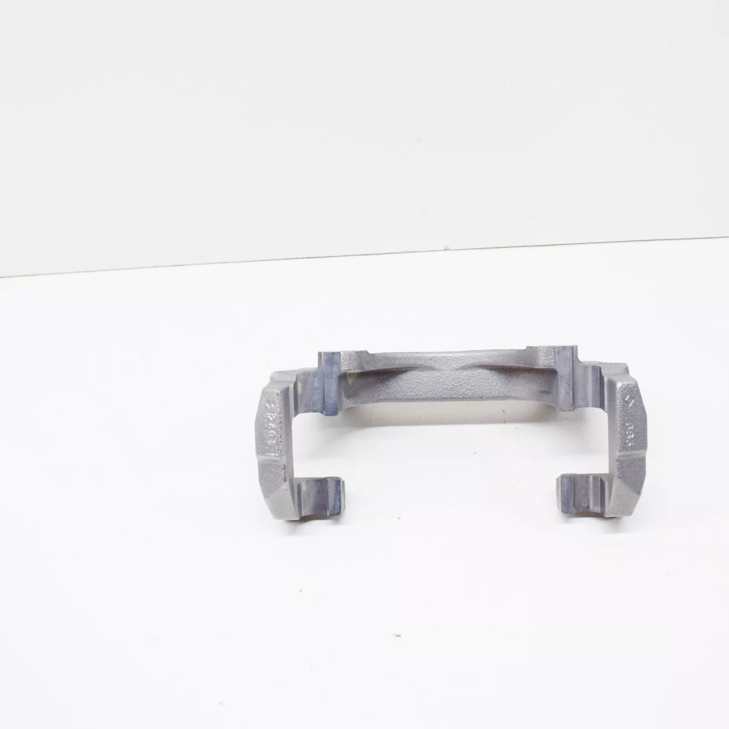 NEW VOLKSWAGEN EOS FRONT BRAKE CALIPER CARRIER 1K0615125B ORIGINAL