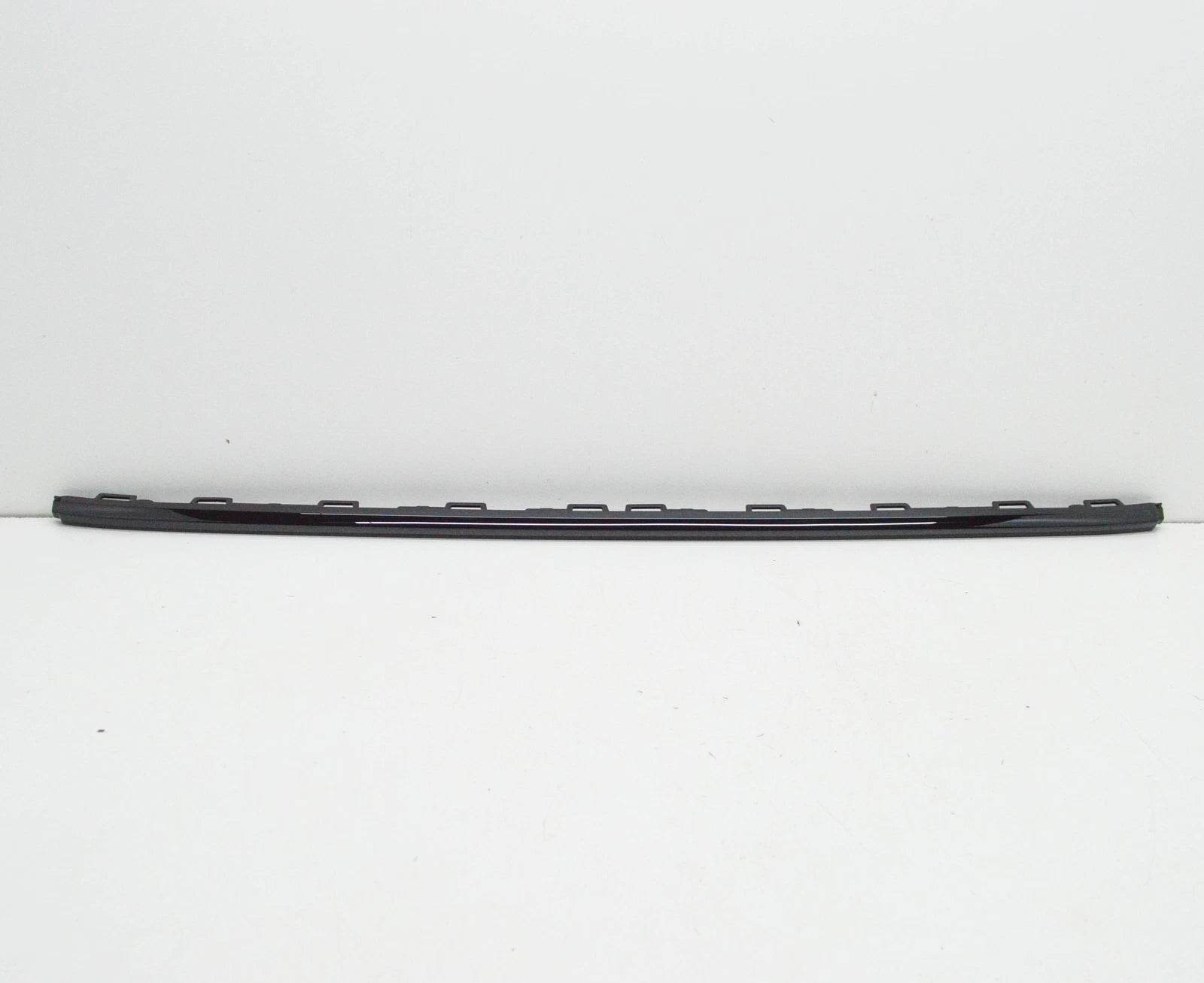 NEW AUDI E-TRON SPORTBACK FRONT BUMPER CENTER MOLDING TRIM 4KE853057Y9B