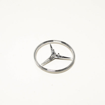 NEW MB VIANO W639 TRUNK LID EMBLEM BADGE A63975800587F24 ORIGINAL