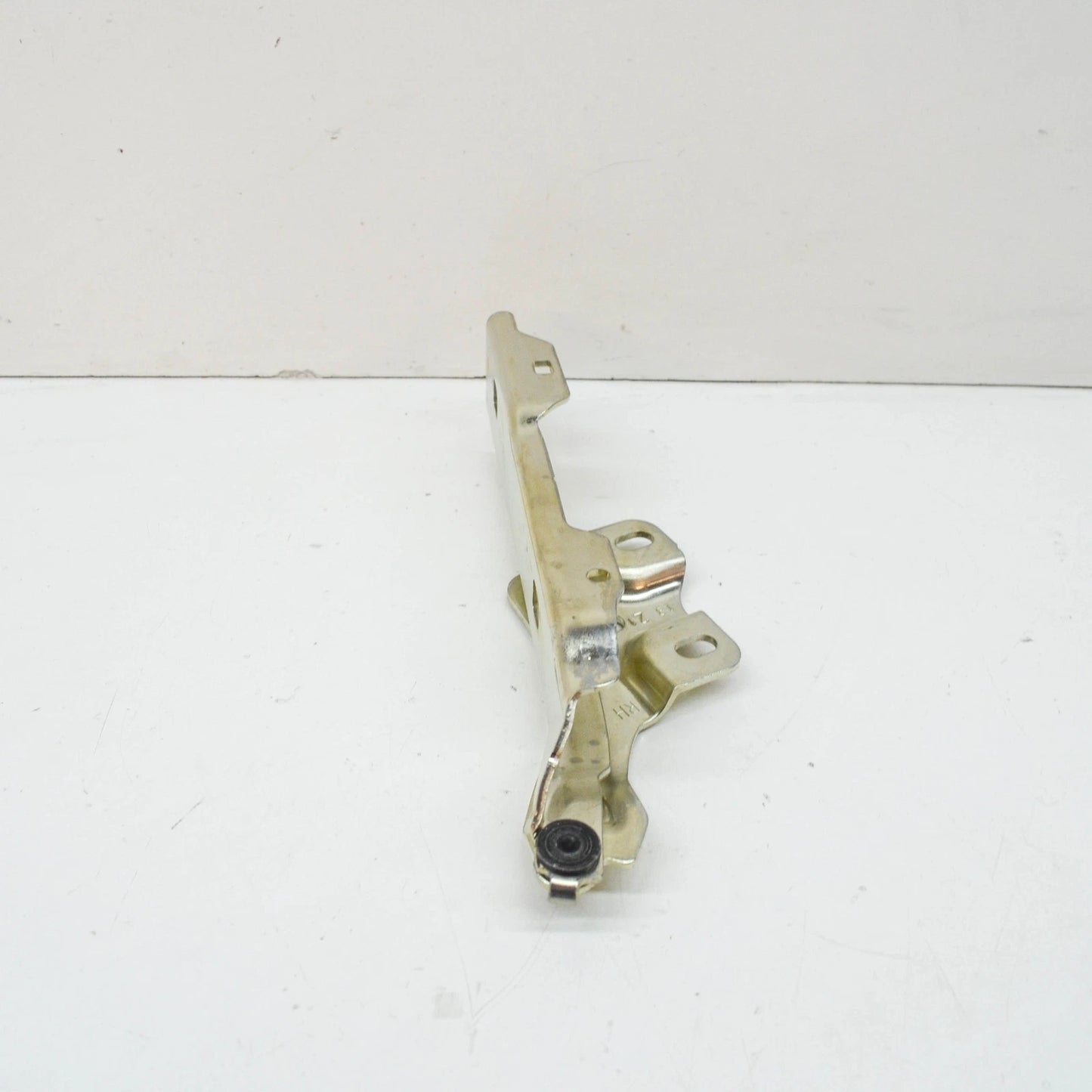 NEW AUDI A1 S1 GB FRONT RIGHT BONNET HOOD HINGE 82A823302 ORIGINAL