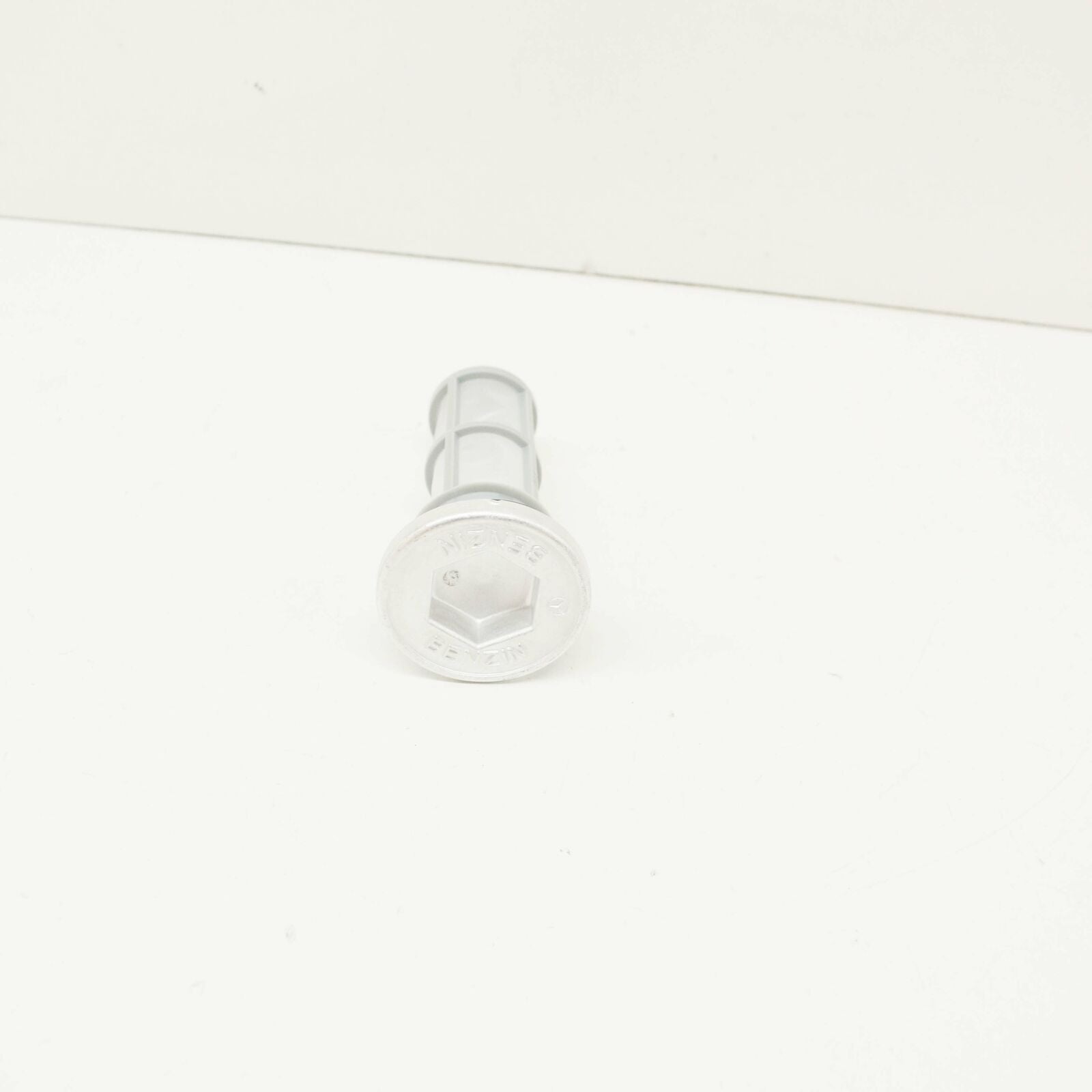 NEW MERCEDES BENZ E W124 FUEL TANK STRAINER A1114700686 ORIGINAL