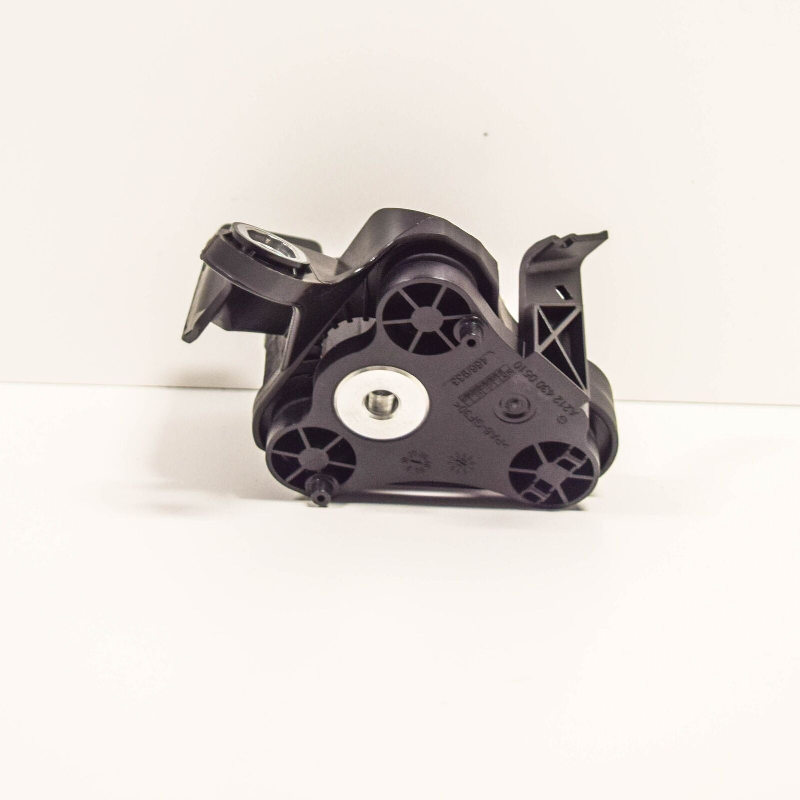 NEW MERCEDES BENZ E W212 ABS PUMP ASSEMBLY BRACKET A2124300510 ORIGINAL