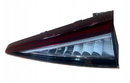 new skoda enyaq iv rear inner right side taillight lhd 5lg945308 original