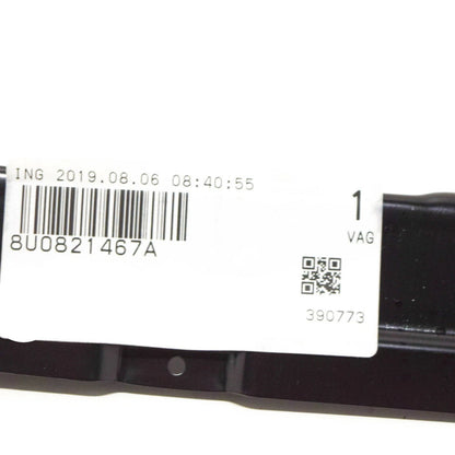 NEW AUDI Q3 8U LEFT FRONT BRACKET FOR FENDER 8U0821467A