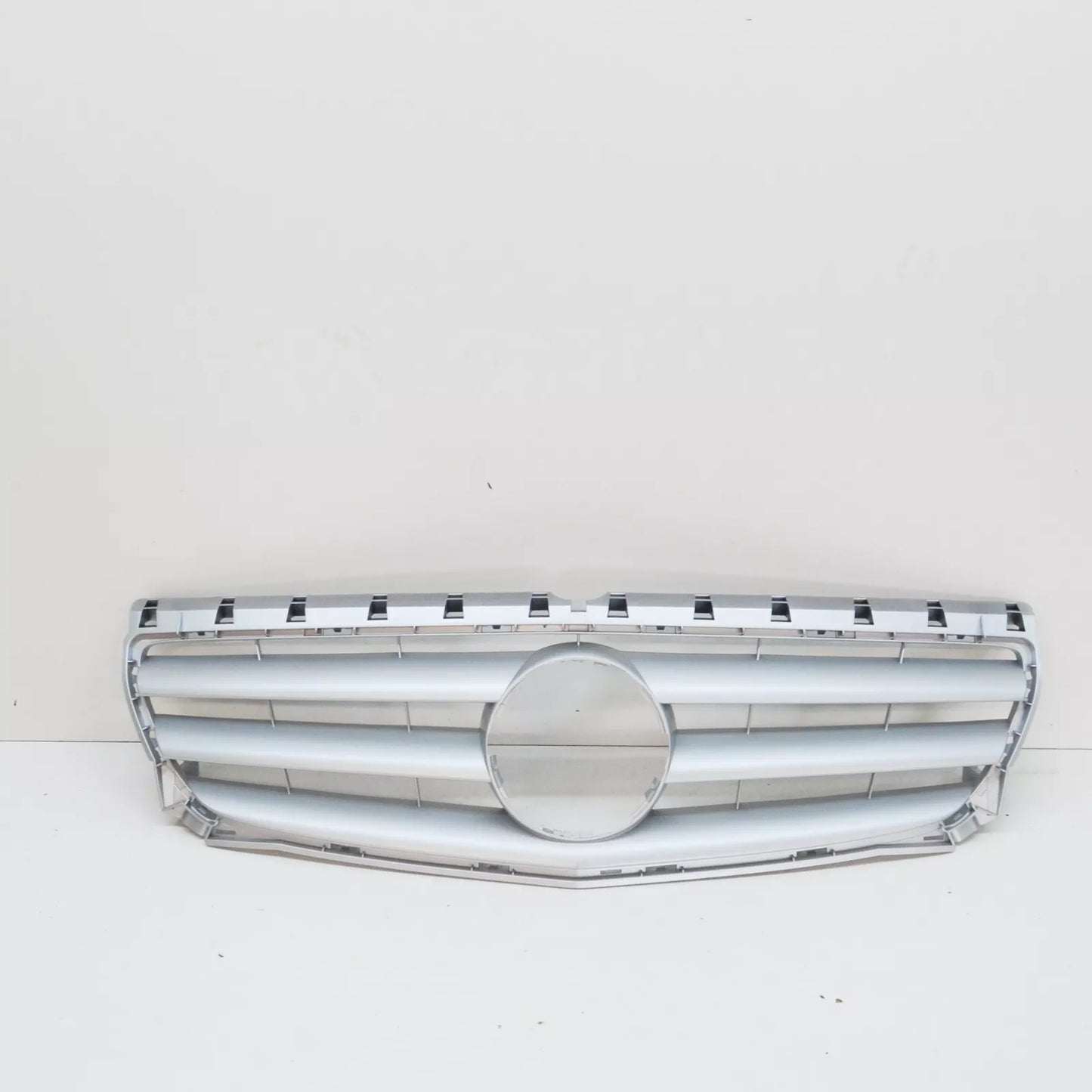 NEW MERCEDES-BENZ B W246 FRONT RADIATOR GRILLE A24688010839982 ORIGINAL