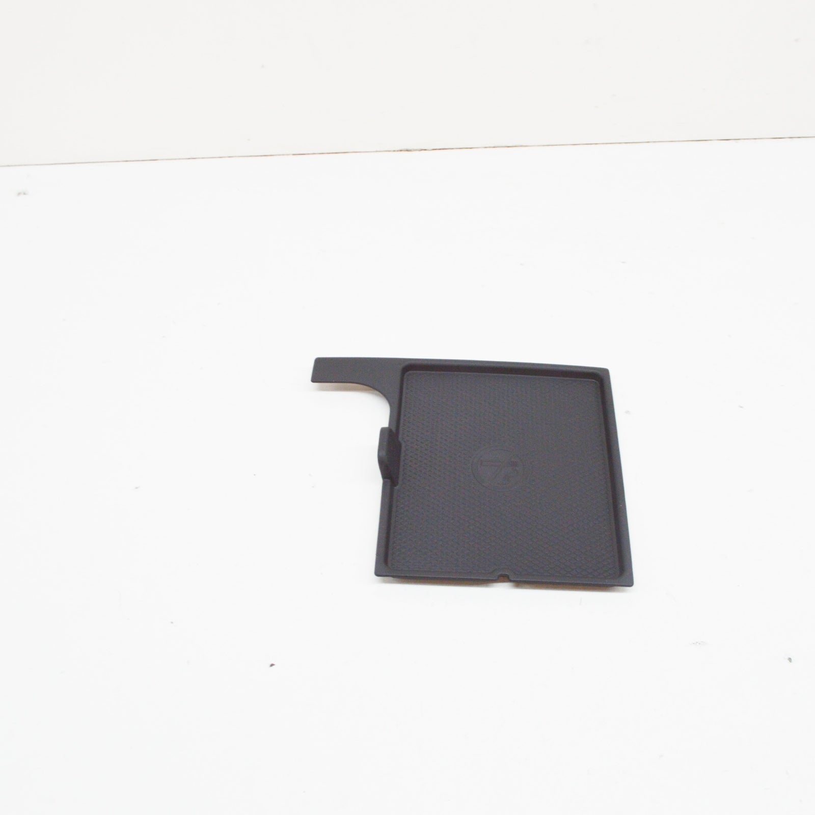 NEW MB C205 FRONT CENTER CONSOLE STORAGE COMPART TRAY A2056830191 ORIGINAL