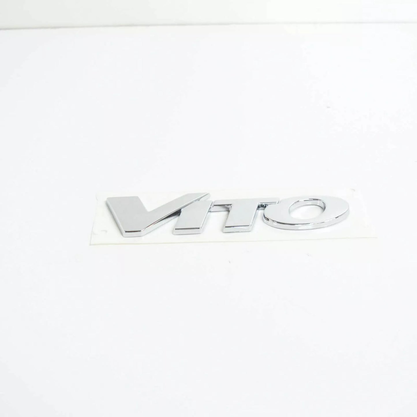 NEW MERCEDES-BENZ VITO W639 REAR EMBLEM NAME PLATE BAGDE A6398171400