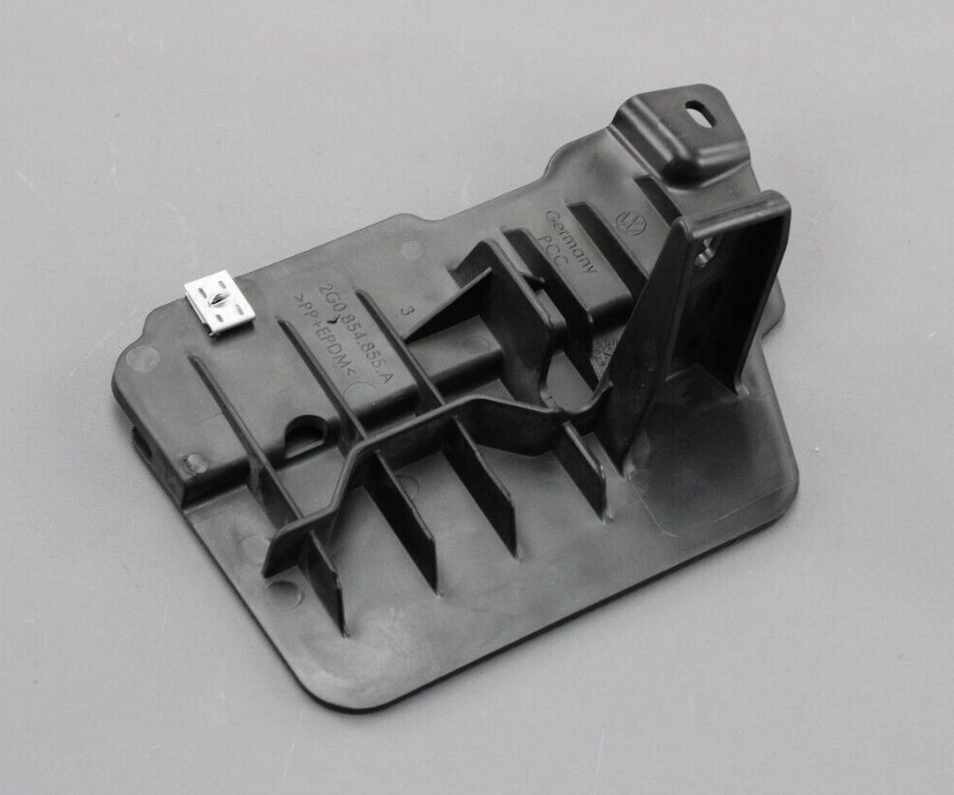 new vw polo aw mk6 rear left wheel arch cover trim 2g0854855a original