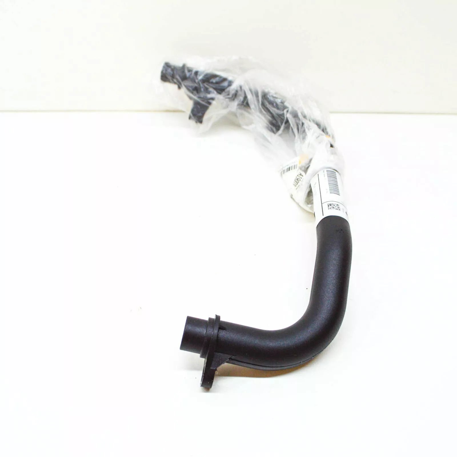 NEW BMW E36 E38 E39 COOLING SYSTEM WATER HOSE PIPE 11532246689 ORIGINAL