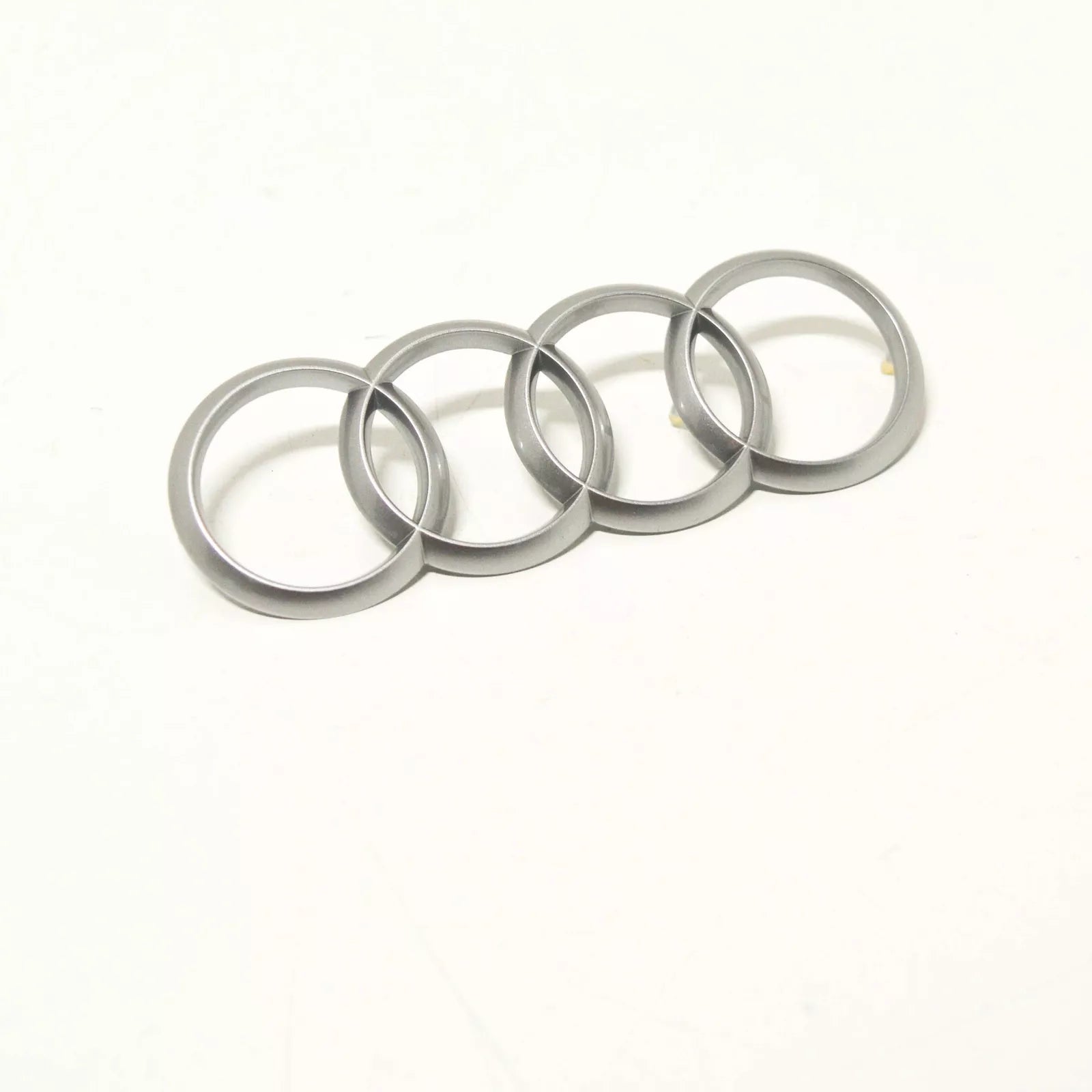 NEW AUDI Q5 8R ENGINE COVER RING EMBLEM 4H0103940B