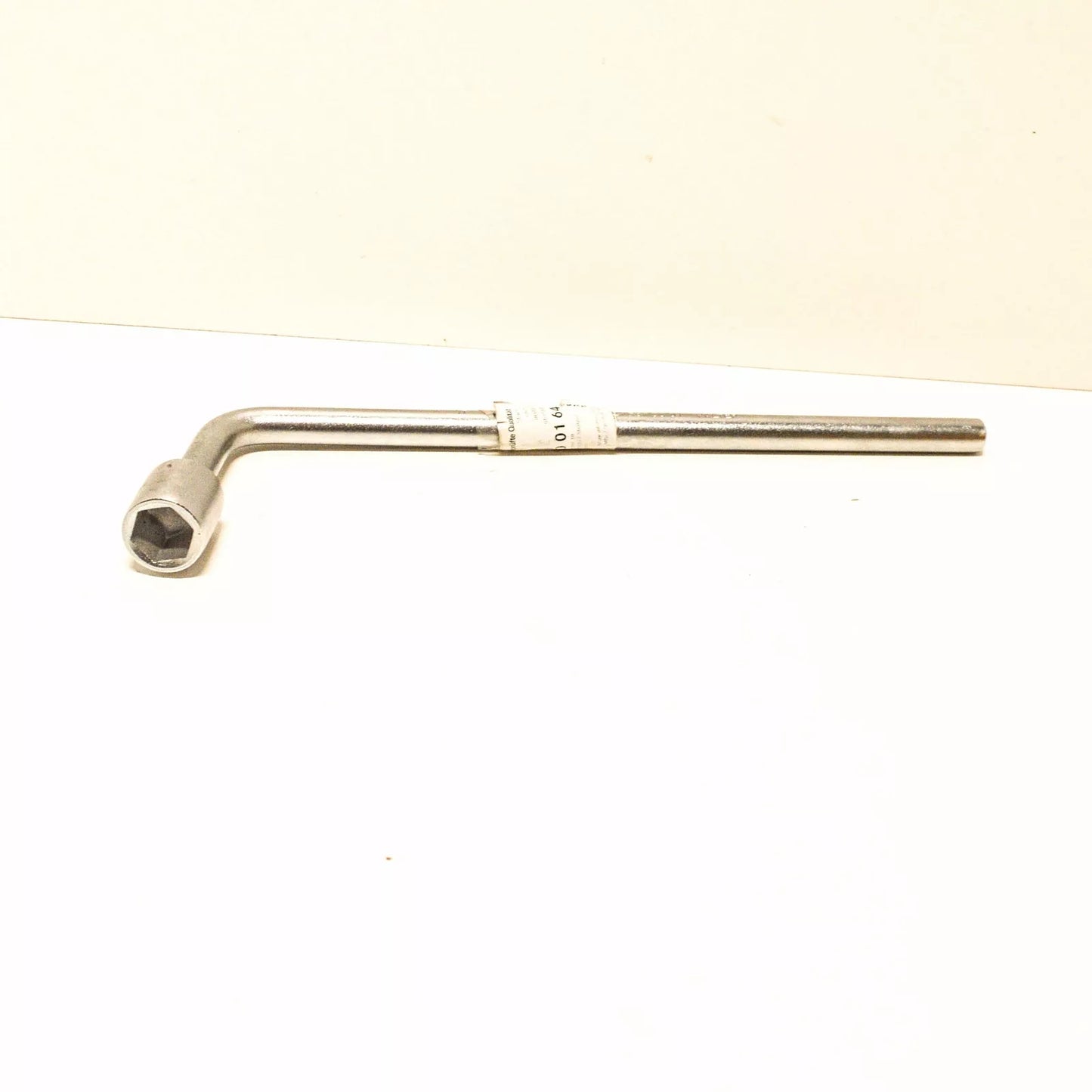 NEW MERCEDES BENZ M W164 SOCKET WRENCH A221581000164 ORIGINAL