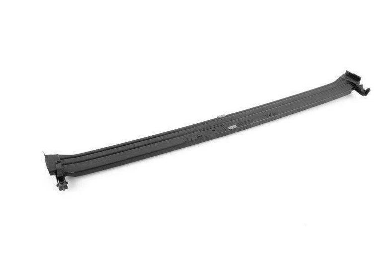NEW VOLKSWAGEN JETTA A5 SLIDING ROOF GLASS DRIP MOULDING 8D0877633C