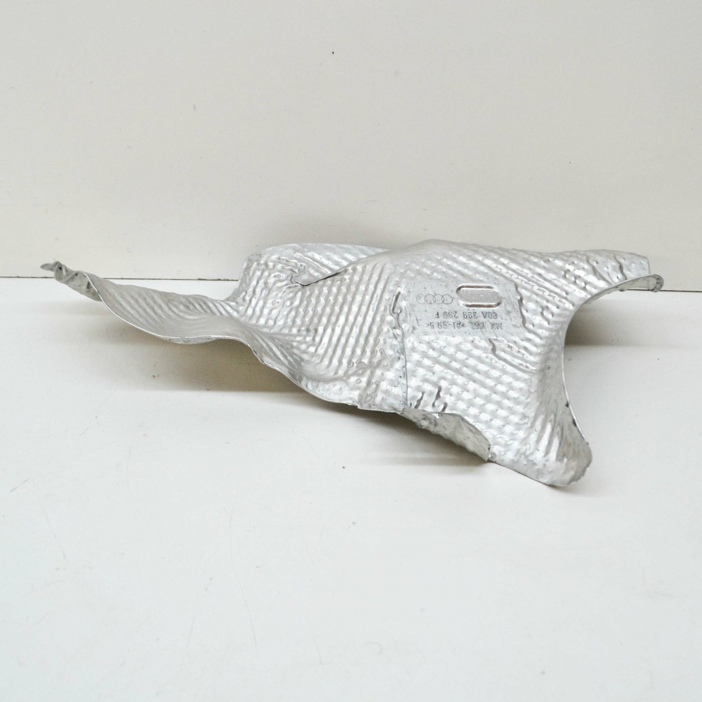 NEW AUDI Q5 80A LEFT TRANSMISSION HEAT PROTECTION SHIELD 80A399299F ORIGINAL