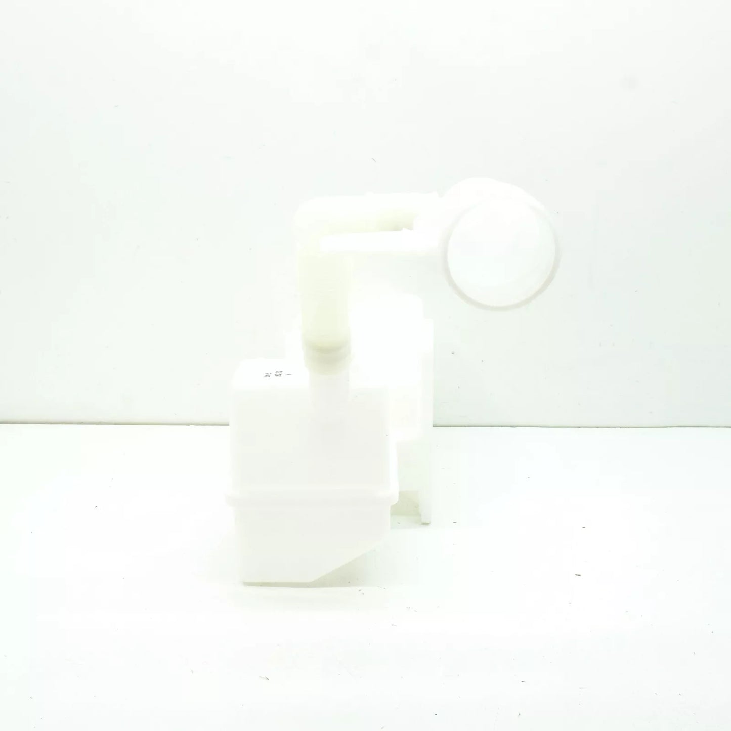 NEW VOLKSWAGEN CADDY ALLTRACK WINDOW WASHER TANK 2K5955453C ORIGINAL