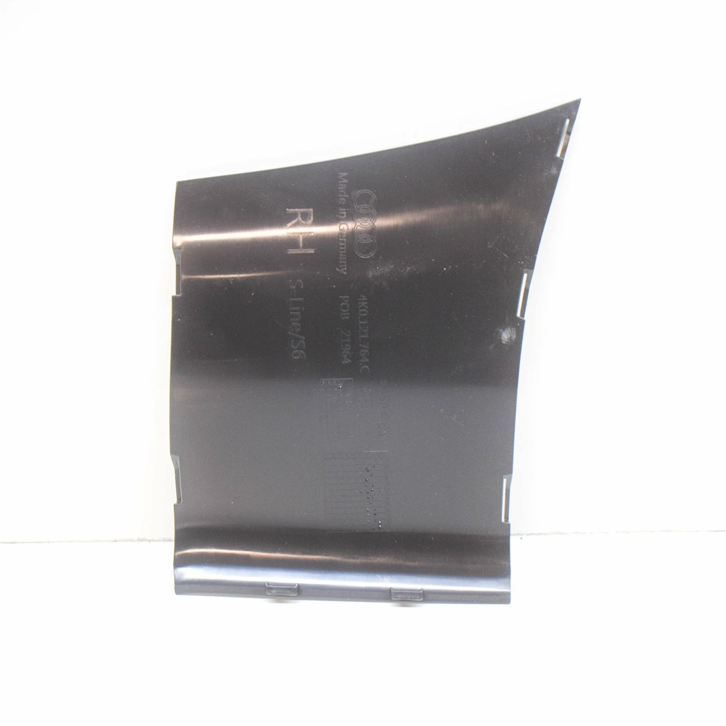 NEW AUDI A6 C8 FRONT RIGHT OUTER RADIATOR SUPPORT AIR DUCT 4K0121764C ORIGINAL