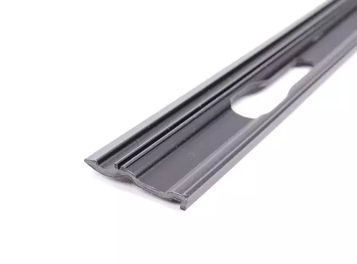 NEW VW GOLF MK5 SIDE SKIRT RIGHT RETAINING STRIP 1K0853544