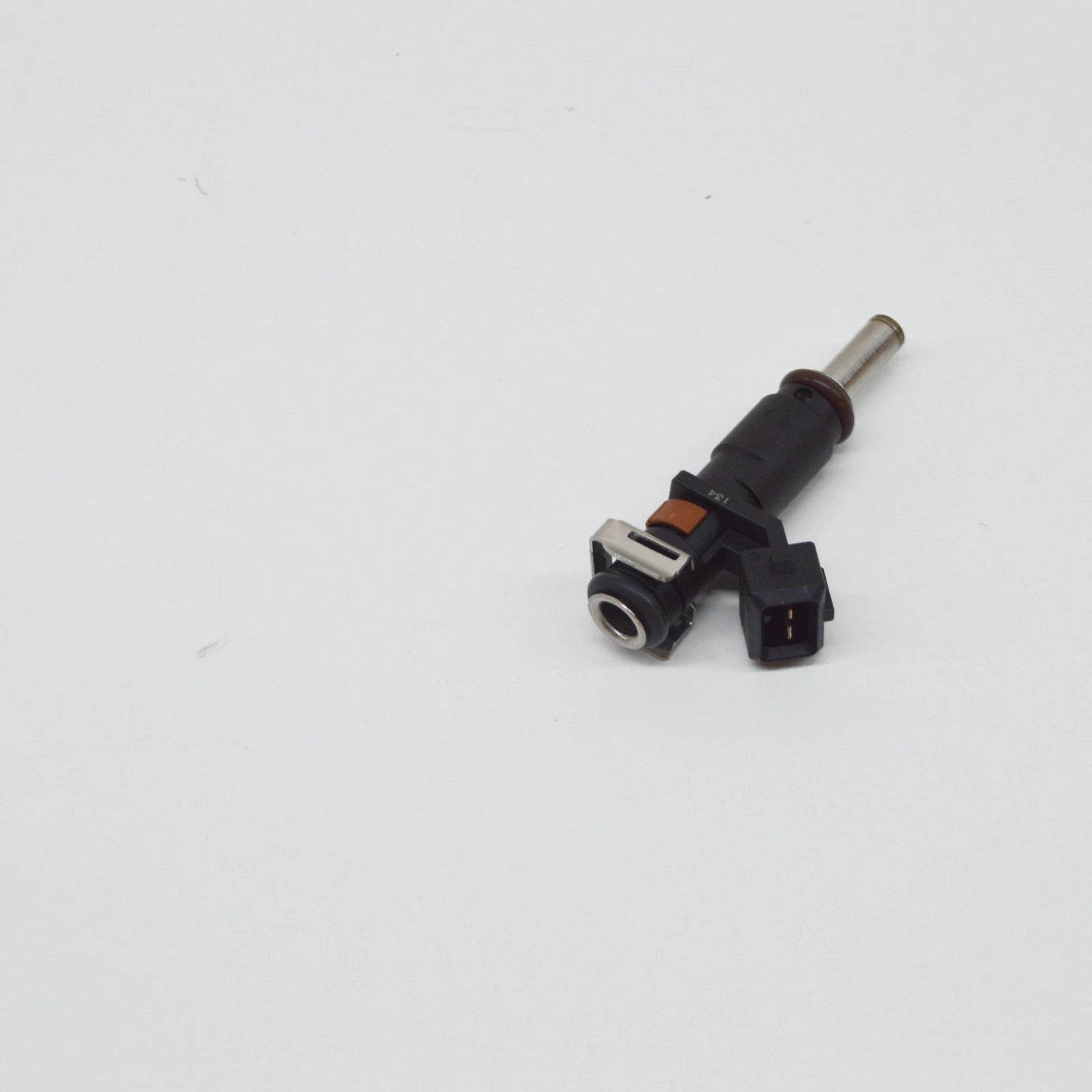 NEW BMW E60 E81 E82 E84 E87 E88 E90 FUEL INJECTOR 7561277 13537561277 ORIGINAL