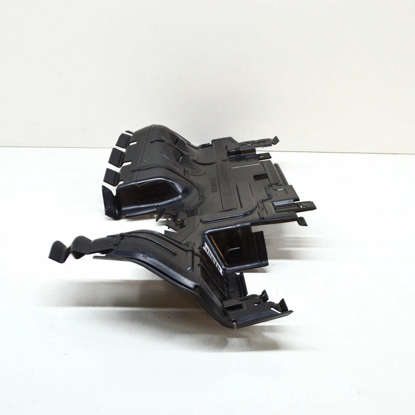 NEW AUDI Q7 4M RADIATOR LEFT AIR GUIDE 4M0121283CK