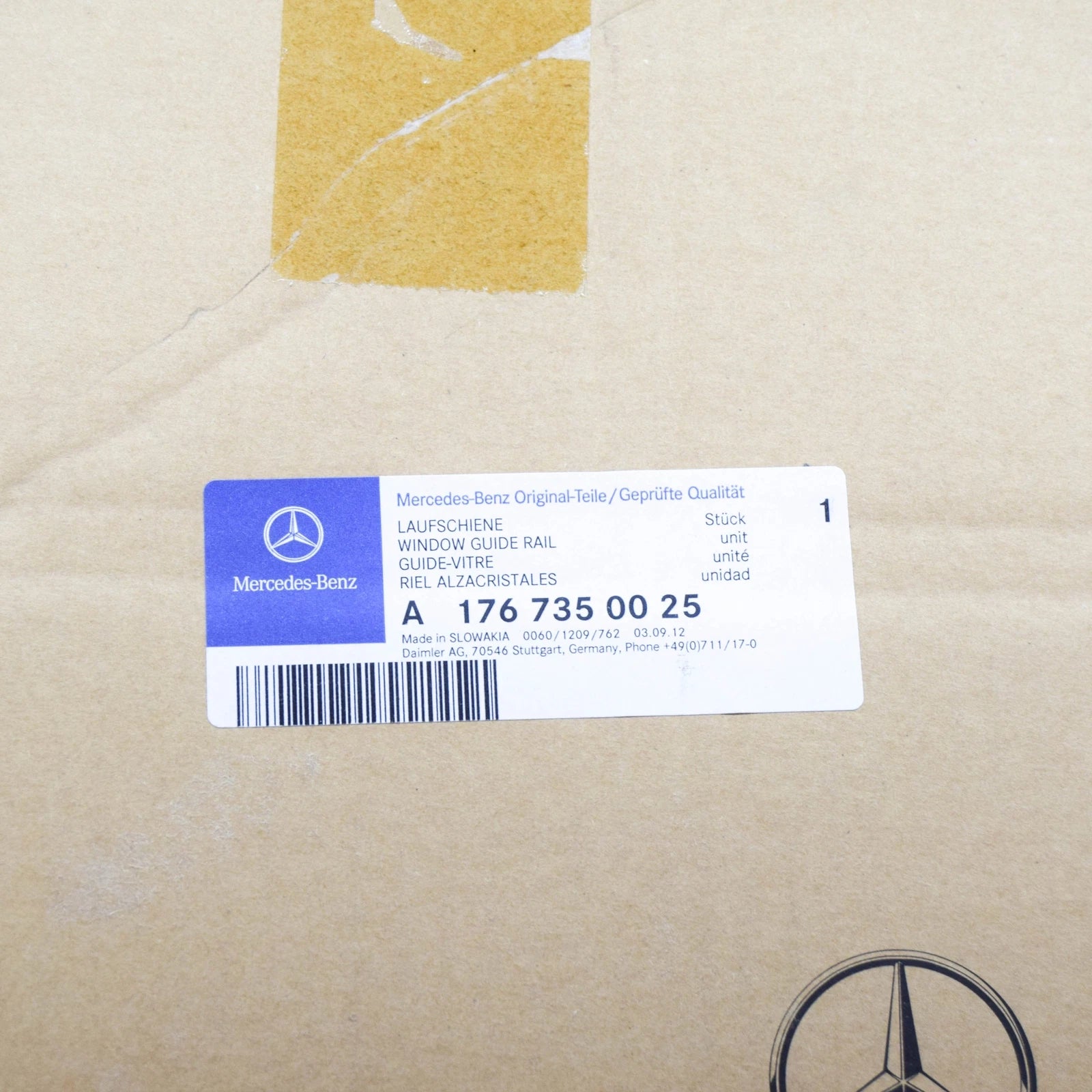 NEW MERCEDES-BENZ A W176 REAR LEFT DOOR WINDOW GUIDE RAIL A1767350025 ORIGINAL