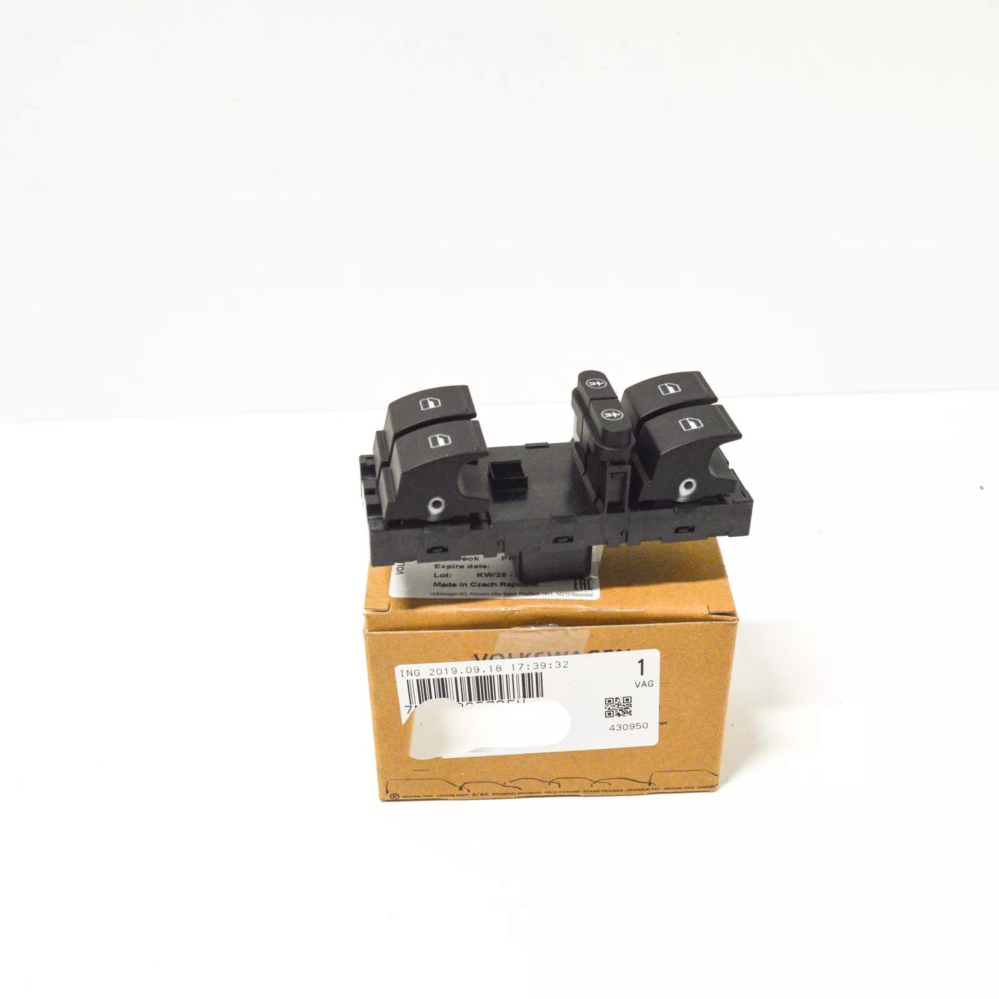 NEW VW TOURAN 1T FRONT LEFT DOOR WINDOW CONTROL SWITCH LHD 7N0959857REH