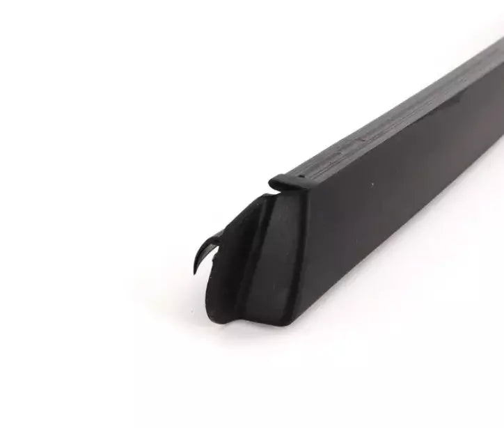 NEW AUDI A4 B7 FRONT RIGHT WINDSHIELD WATER DEFLECTOR 8E0854328E01C