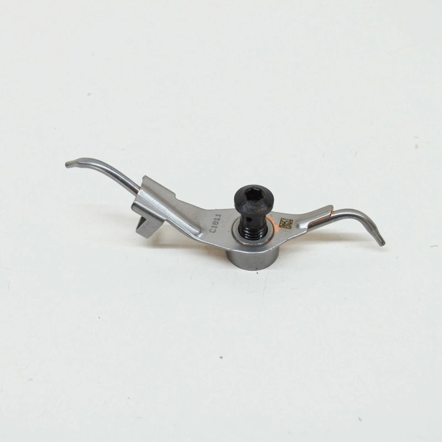 NEW VOLKSWAGEN TOUAREG CR OIL SPRAY JET 06M103158R