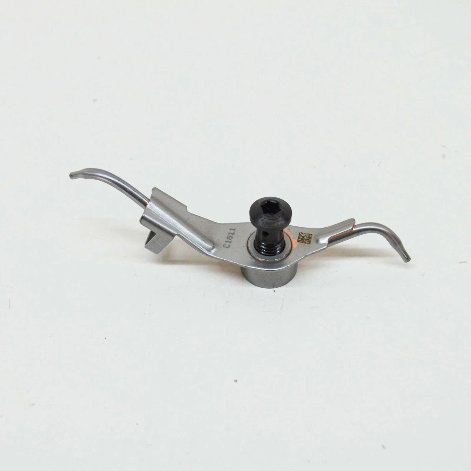 NEW VOLKSWAGEN TOUAREG CR OIL SPRAY JET 06M103158R